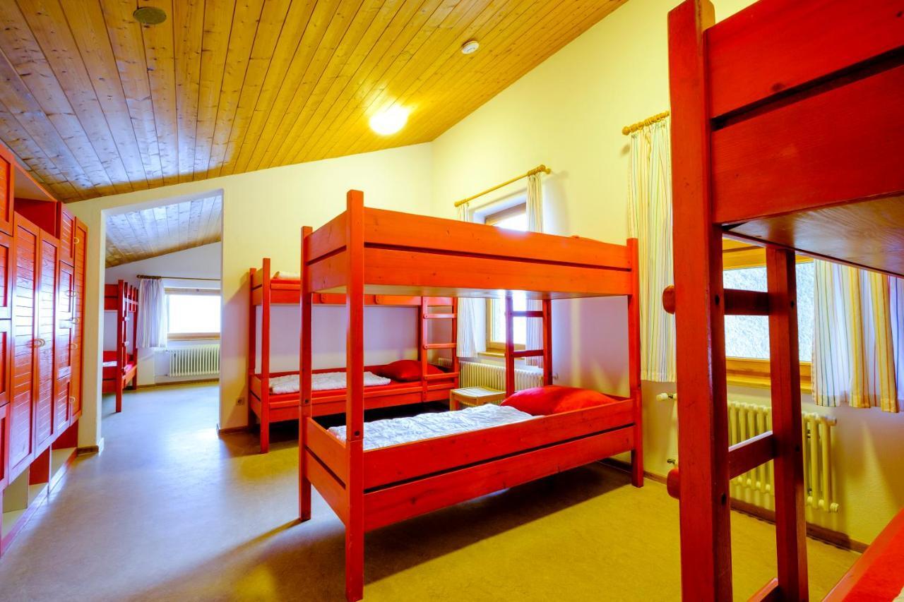 Djh Jugendherberge Pottenstein Luaran gambar