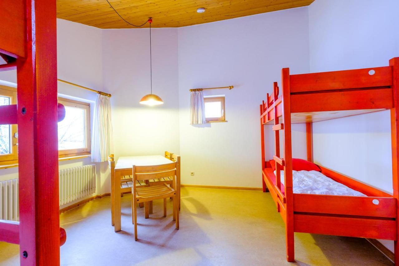 Djh Jugendherberge Pottenstein Luaran gambar