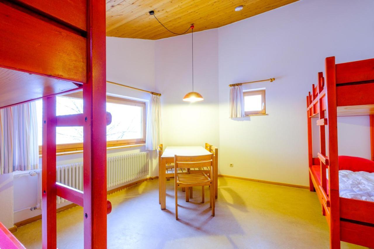 Djh Jugendherberge Pottenstein Luaran gambar